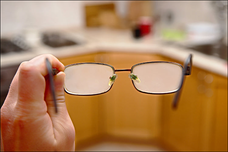 How to Prevent Your Discount Eyeglasses from Fogging